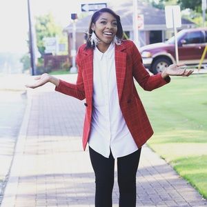 Meet your Posher, Shakrisha